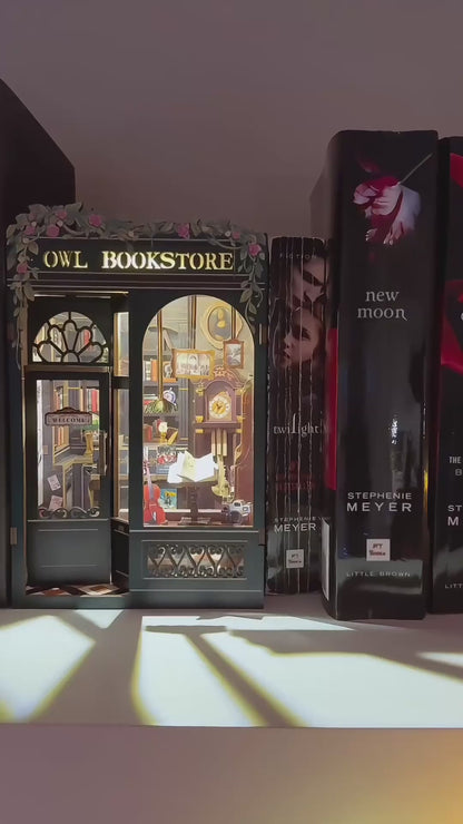 Zbuduj własną miniaturową księgarnię 📚