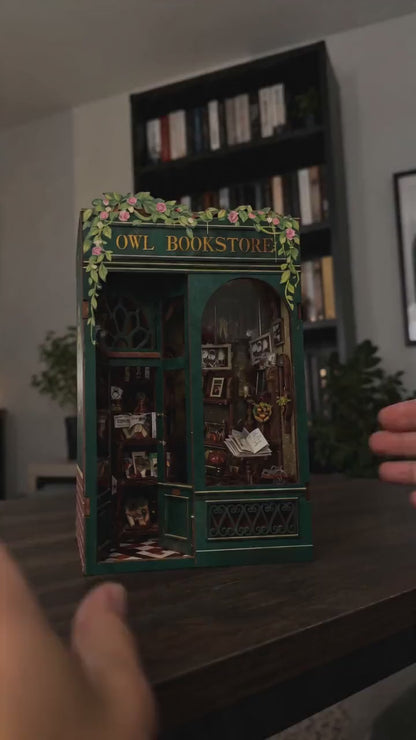 Zbuduj własną miniaturową księgarnię 📚